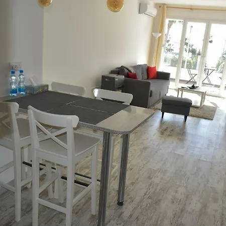 Estelia Court