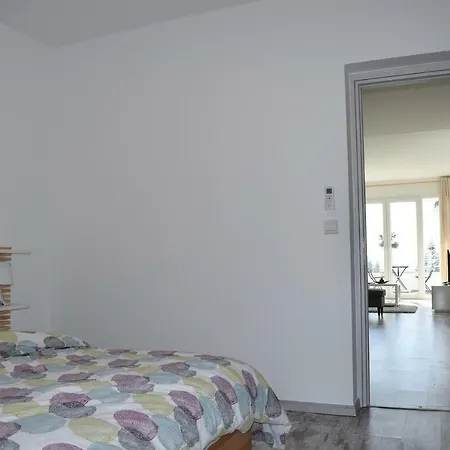 Estelia Court